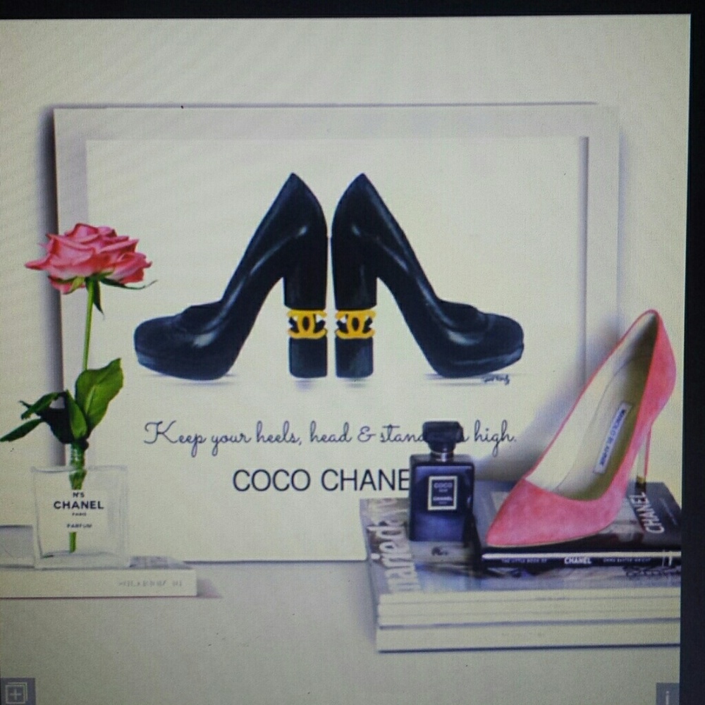 SHOE SHOE SHOE  EXTRAVAGANZA