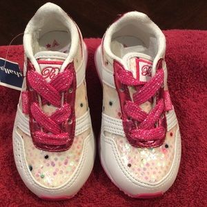Toddler girls tennis shoes