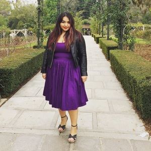 2X yard sale Pinup girl purple Jenny