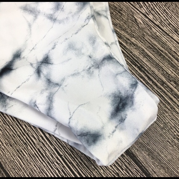 marbled bikini (new) - Picture 4 of 4