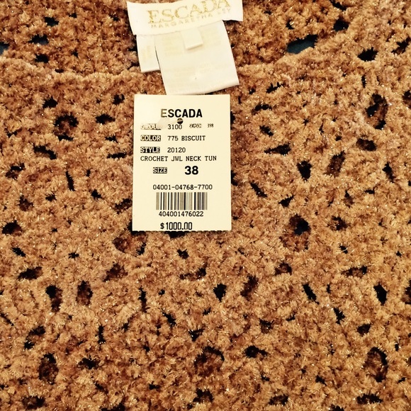 βΌοΈSOLDβΌοΈEscada Tunicπ - Picture 8 of 8