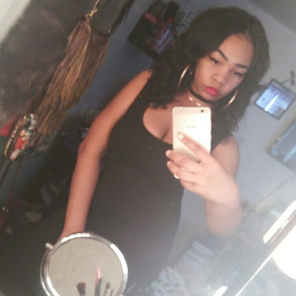 Meet your Posher, Unique