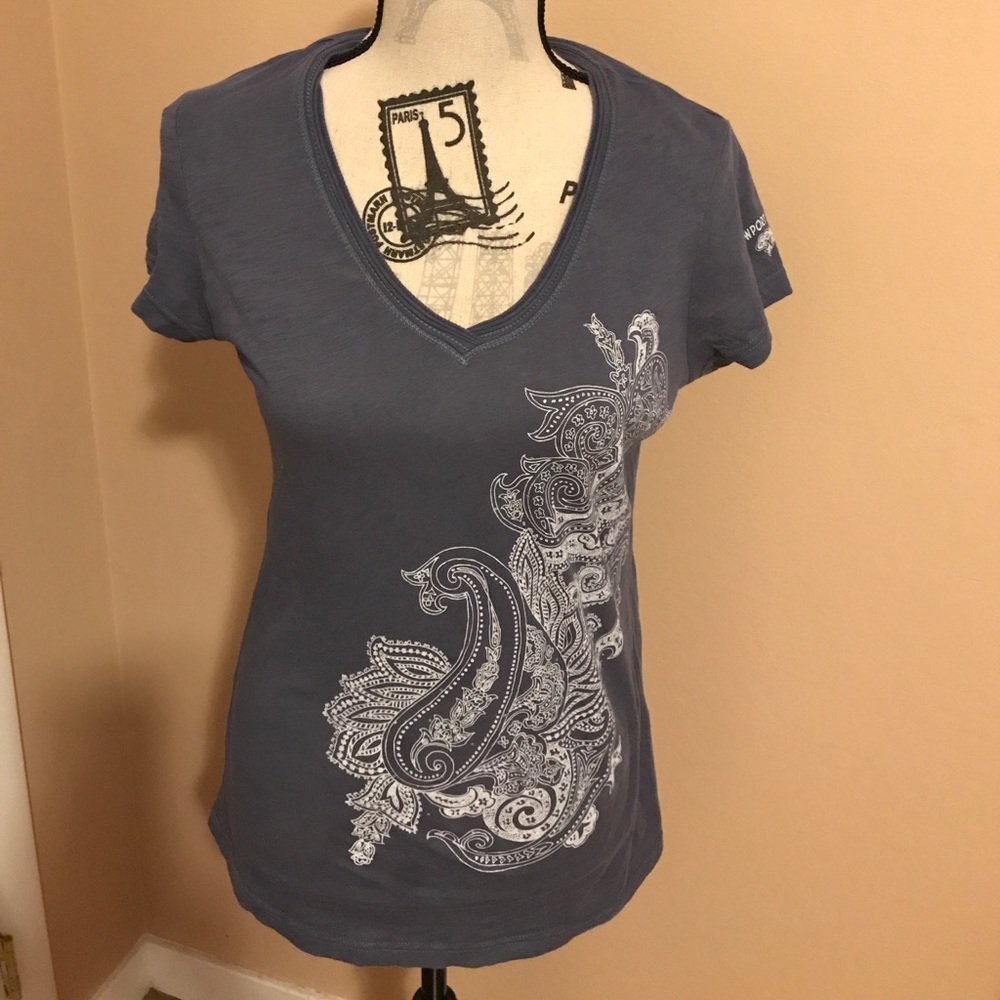 3/$10 Smokey Blue patterned tee-shirt