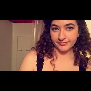 Meet your Posher, Beth