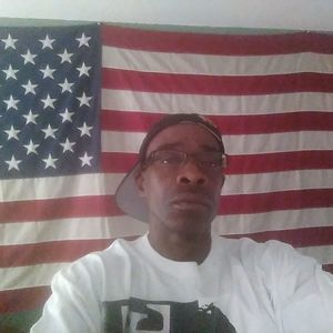 Meet your Posher, Derrick