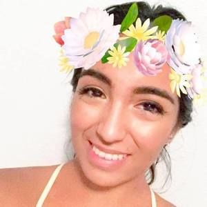 Meet your Posher, Esperanza