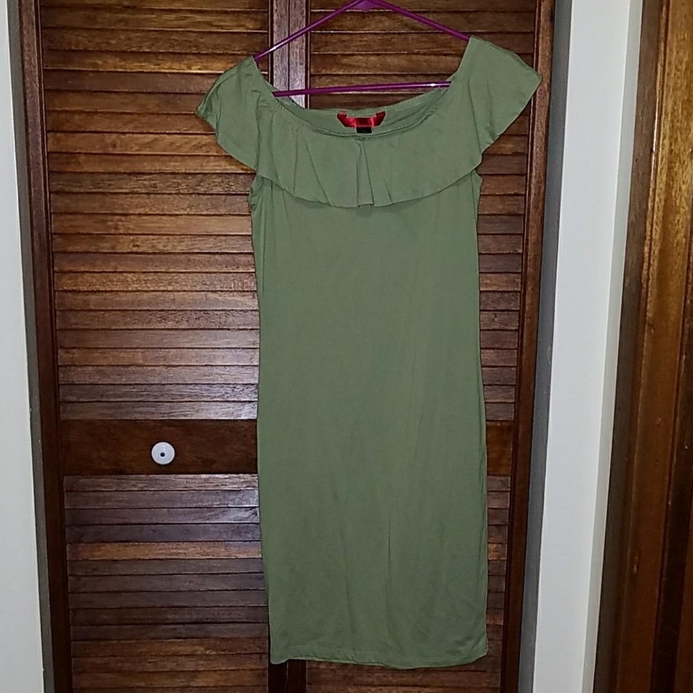 Off the shoulder ruffle dress