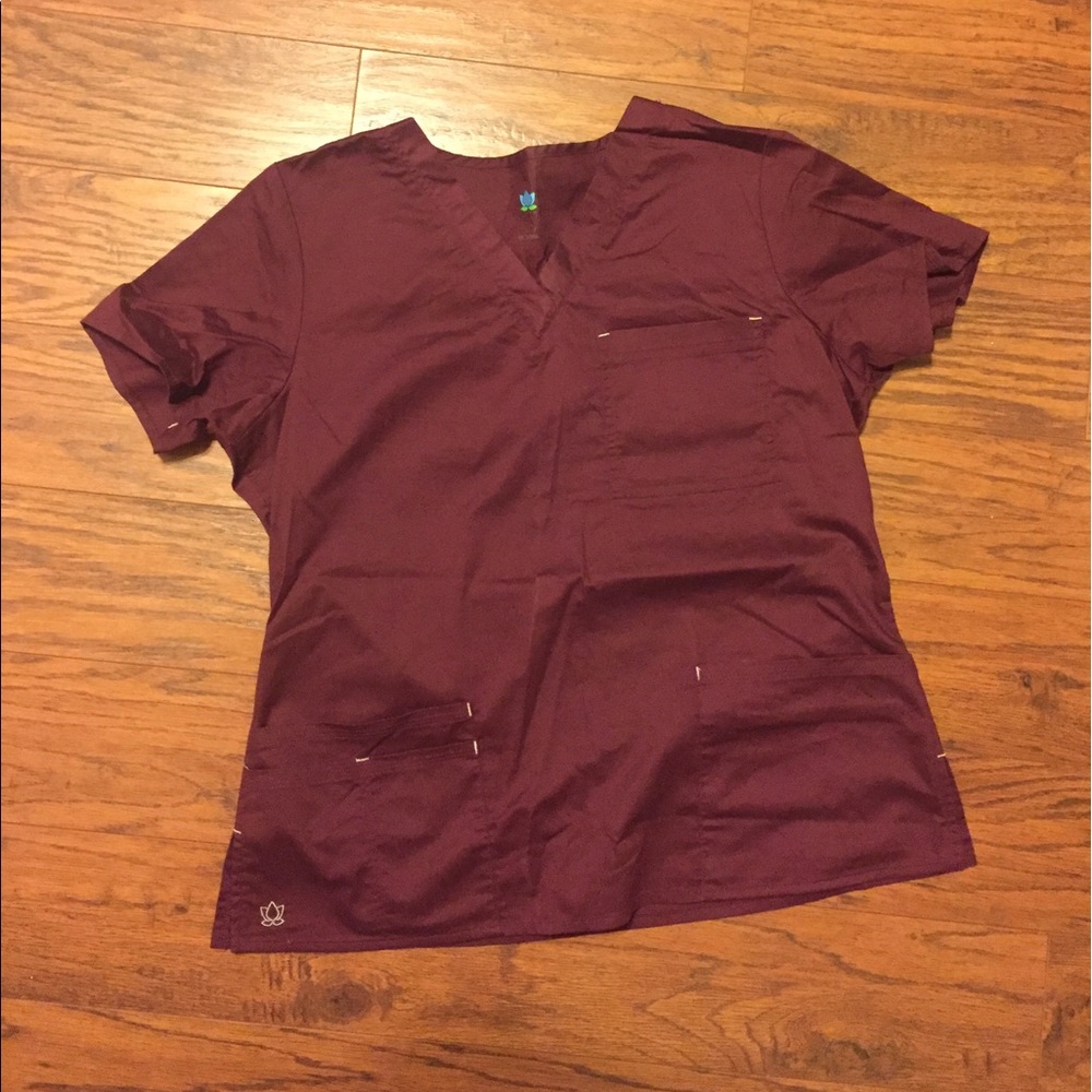 Medium Wine Scrub Top