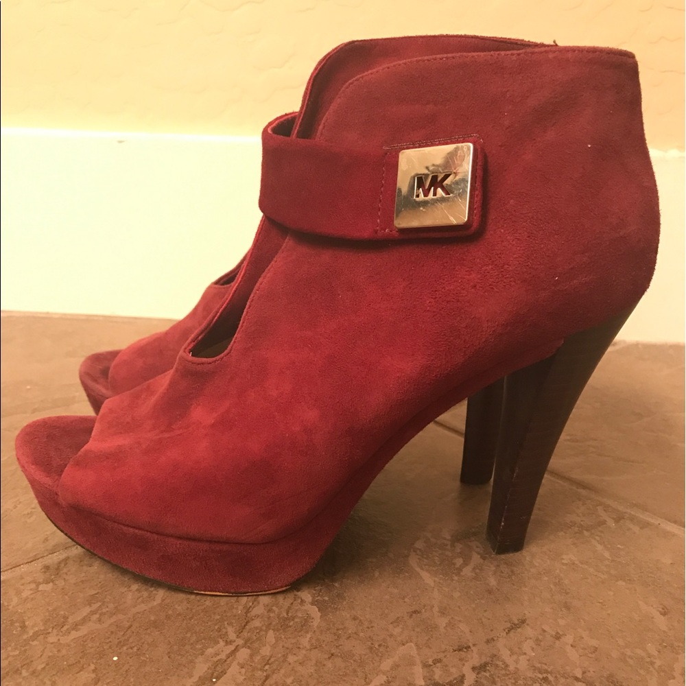 Michael Kors Devenport Bootie Peep-Toe Suede