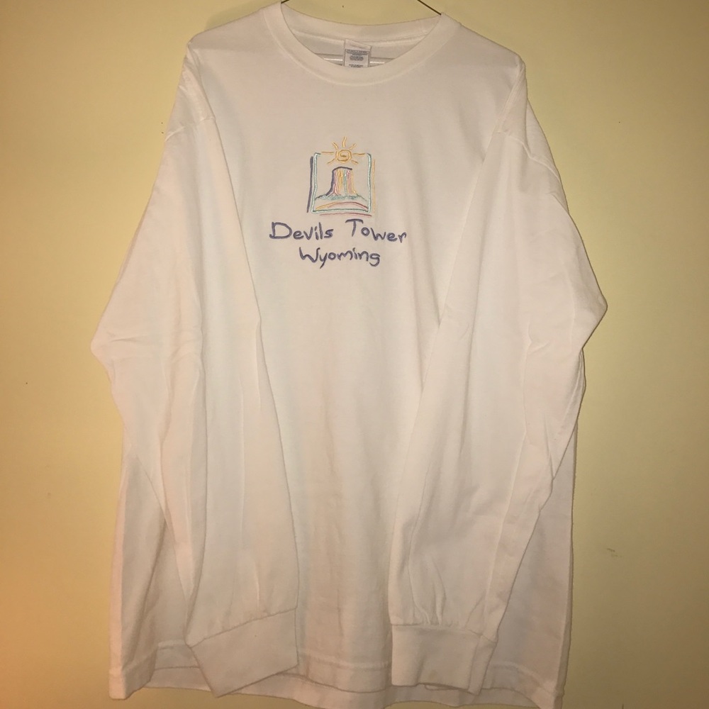 Vintage Devils tower tee