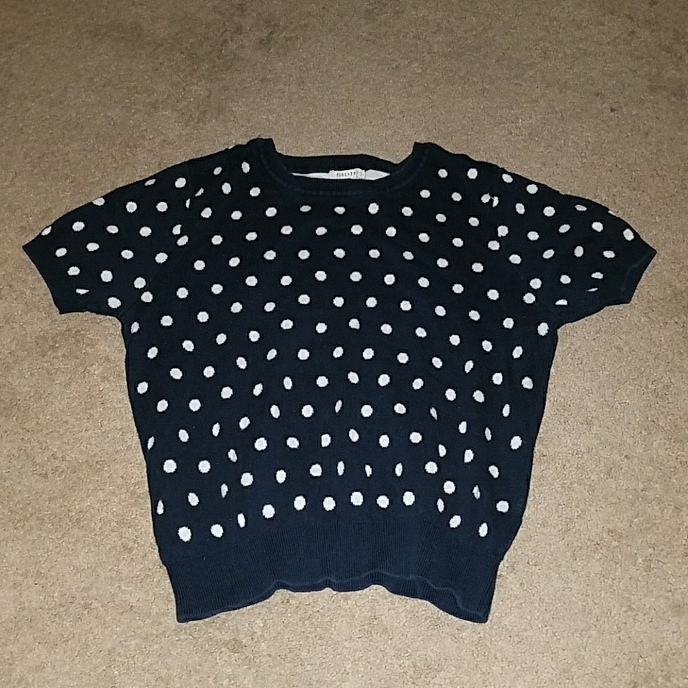 Polka dot top.