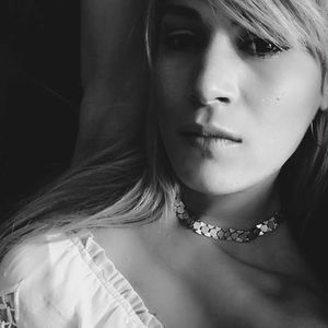 Meet your Posher, Odalis