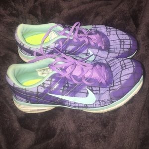 Nike Flywire sneakers