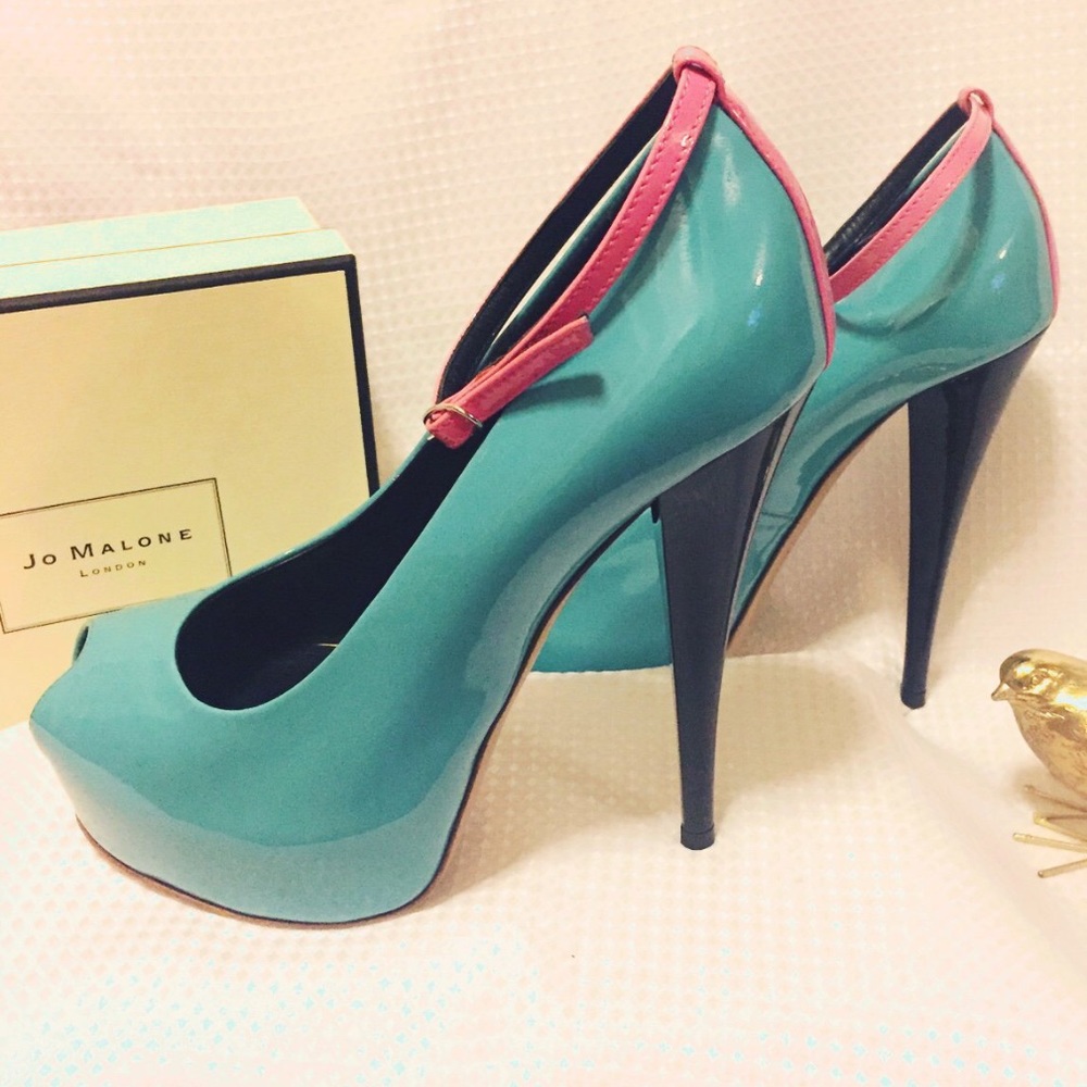 Giuseppe Zanotti vernice scuba heels