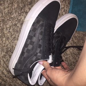 Black/Black Checkered Old Skool Vans