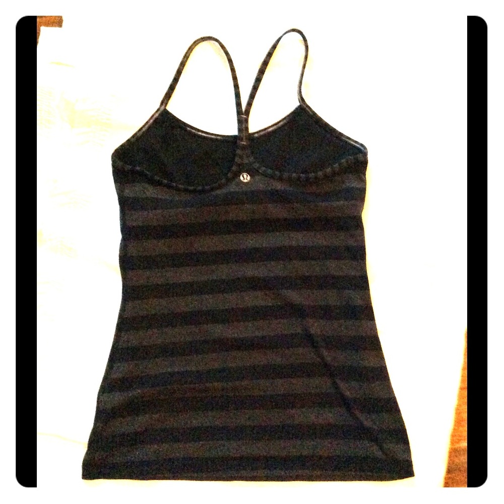 EUC Lululemon Power Y Tank with Built in Bra!!