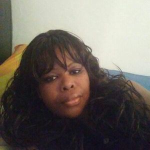 Meet your Posher, Hillary