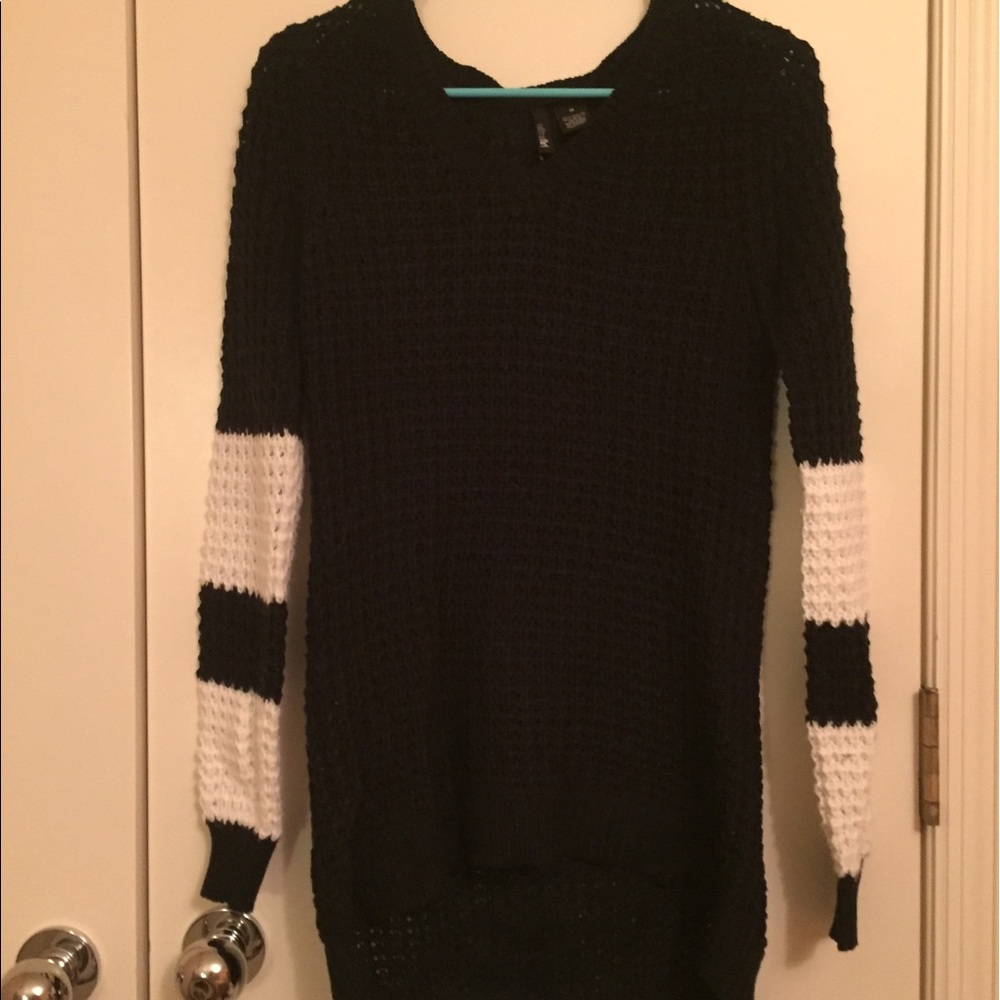 Knit sweater