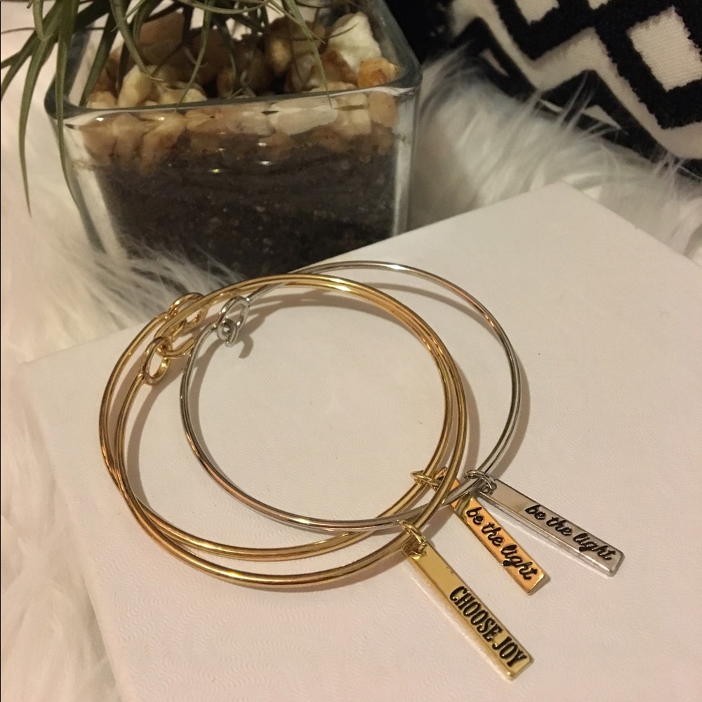 "Choose Joy" Gold Bracelet
