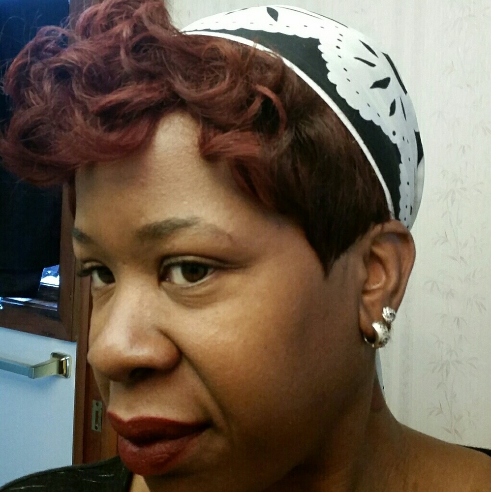 Meet your Posher, Shawana