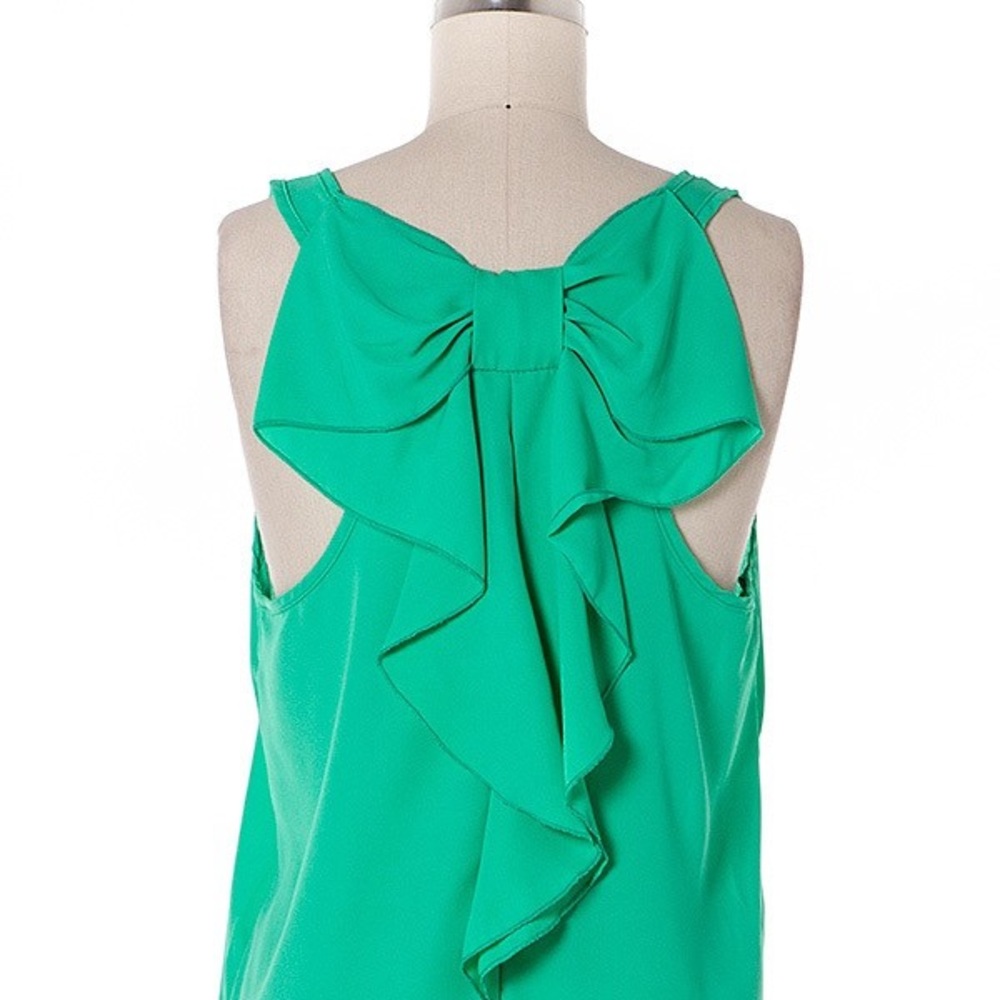 Bow Back Top