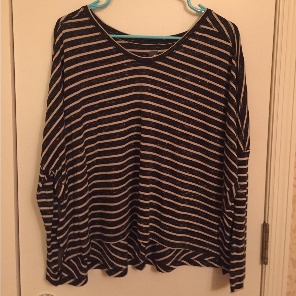 Long sleeve stripe shirt