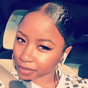 Meet your Posher, Tiara