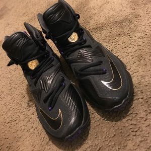 Nike lebrons