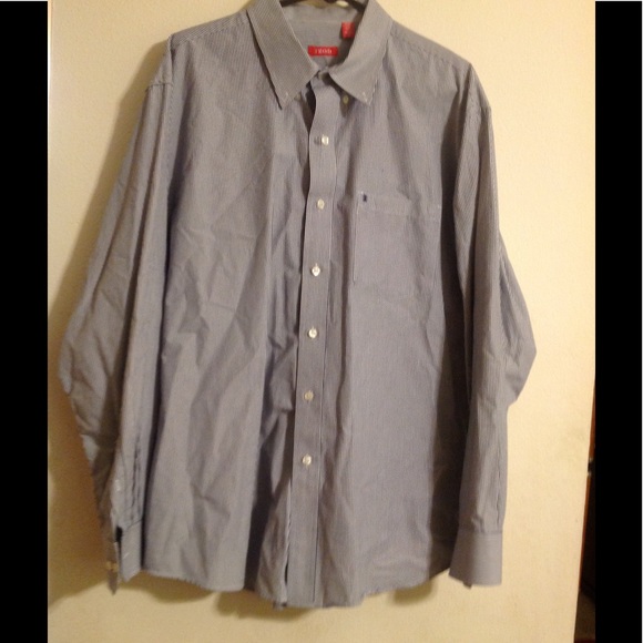 Izod Men's Button Down Shirt - Picture 4 of 5