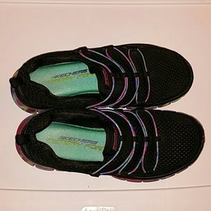 Women's tennis shoe