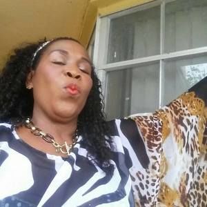 Meet your Posher, Lunise