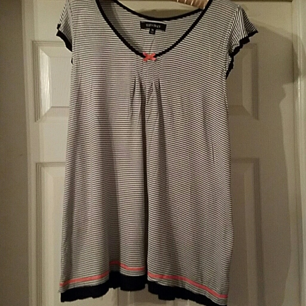 🍊Ellen Tracy tunic with cap sleeves M