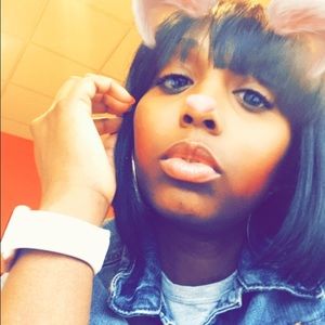 Meet your Posher, Loris