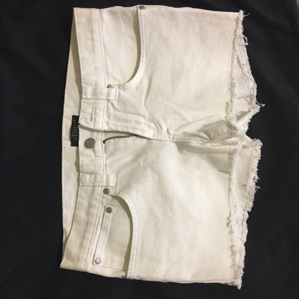 Short white shorts