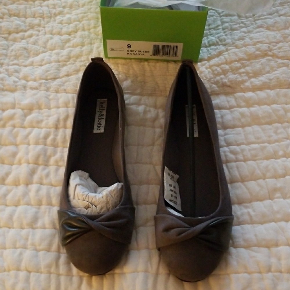 Women's flats