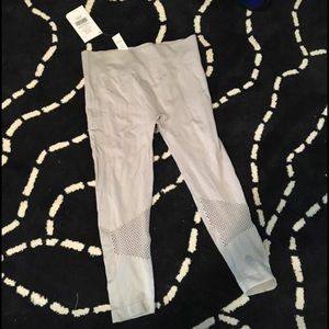 Fabletics size small leggings. NWT.
