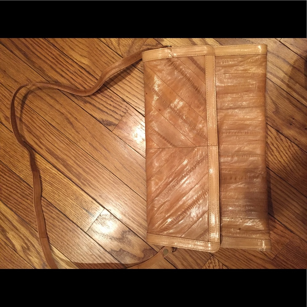 Eel skin Purse!