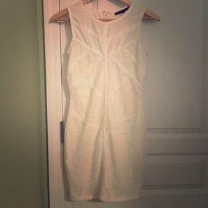 White tight dress. Lace print.