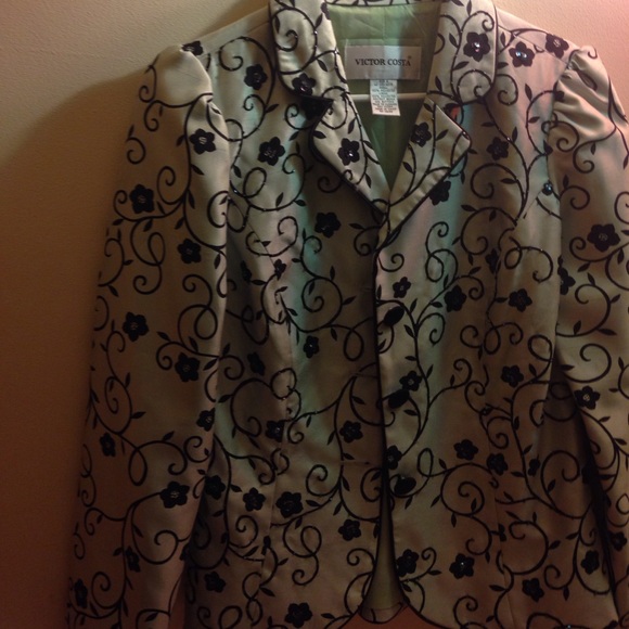 Victor Costa Jackets & Blazers - Mint green flowered Blazer