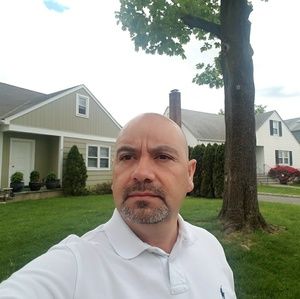 Meet your Posher, Manuel