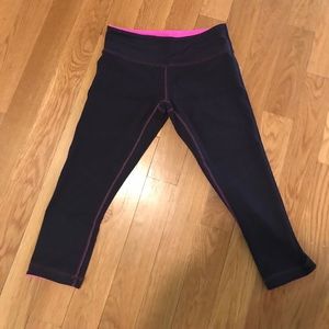 Lululemon pink/navy reversible leggings