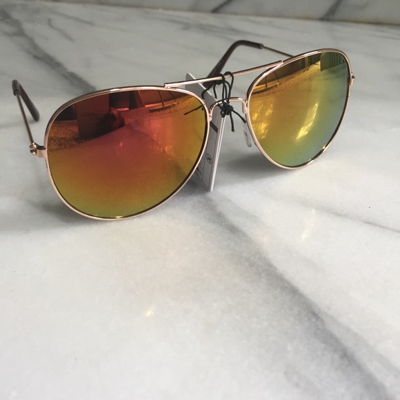 Accessories - Mirror Lens Gold Aviator Sunglasses