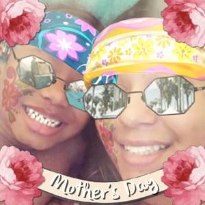 Meet your Posher, Tabitha