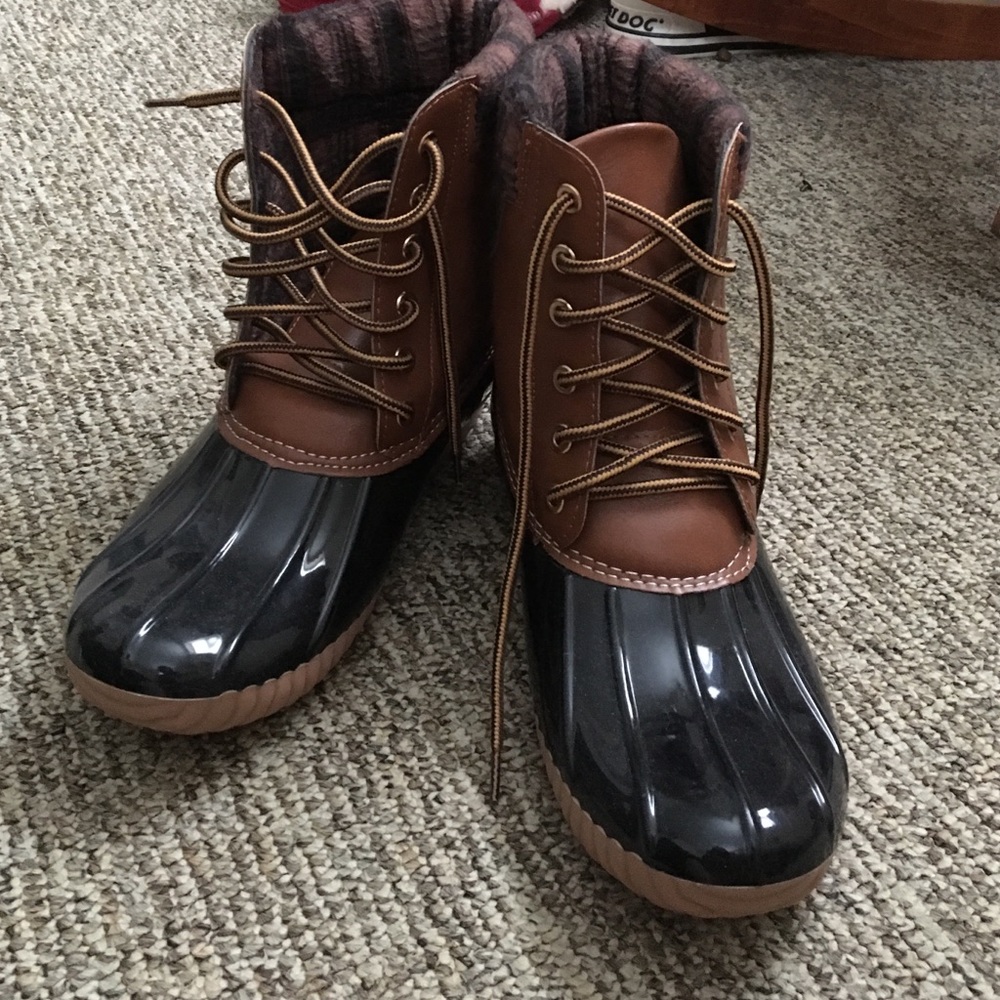 Adorable Duck Boots!