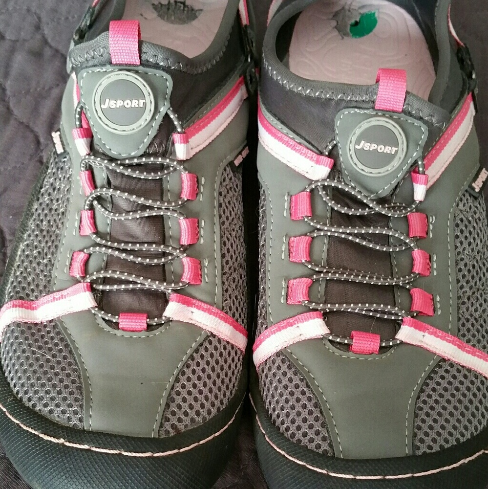 J sport shoe