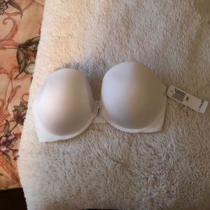 White strapless padded bra NWT