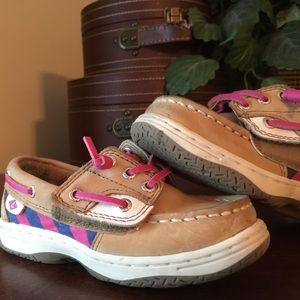 Toddler Sperry Ivyfish Jr. boat shoes. Adorable!!