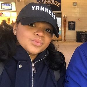 Meet your Posher, Jesenia