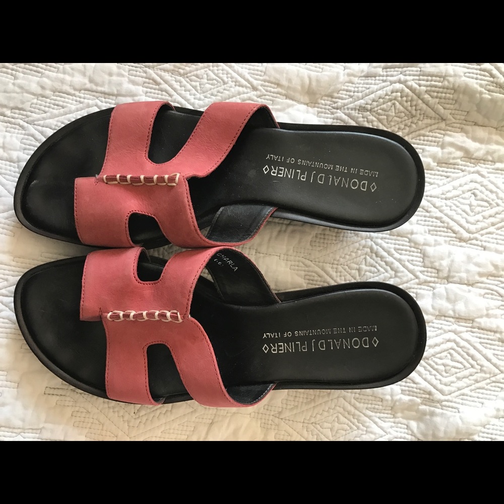 Donald J Pliner Sandals 8 1/2