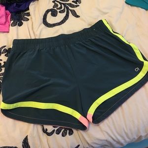 Gap g-fit shorts